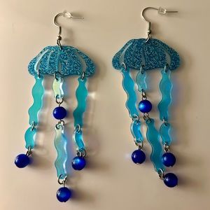 Jellyfish earrings! 🪼